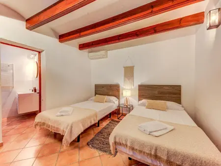 Villa élégante avec piscine et clim - 8 pers., Villa 8 personnes à Pollença - Photo 23