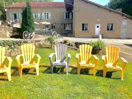 Maison spacieuse avec piscine privée à Saint-Cernin-de-l'Herm - Photo 17