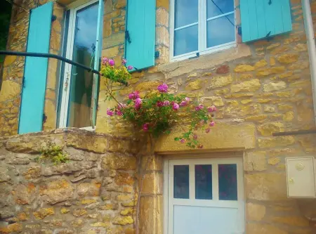 Maison spacieuse avec piscine privée à Saint-Cernin-de-l'Herm - Photo 34