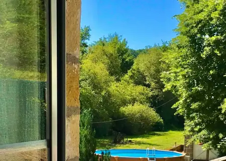 Maison spacieuse avec piscine privée à Saint-Cernin-de-l'Herm - Photo 46