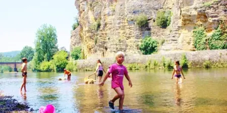 Maison spacieuse avec piscine privée à Saint-Cernin-de-l'Herm - Photo 61