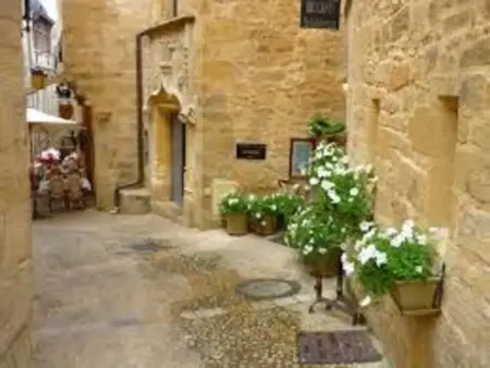 Maison spacieuse avec piscine privée à Saint-Cernin-de-l'Herm - Photo 66