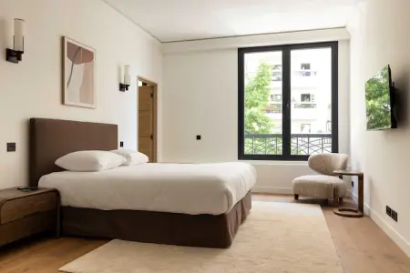 ES-131-GUESDE-101, Duplex Premium climatisé 4CH/8P - Levallois-Perret - Photo 9