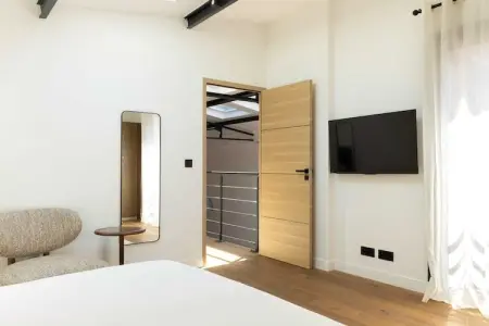 ES-131-GUESDE-101, Duplex Premium climatisé 4CH/8P - Levallois-Perret - Photo 30