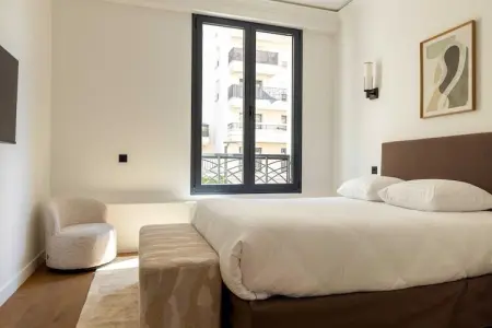 ES-131-GUESDE-101, Duplex Premium climatisé 4CH/8P - Levallois-Perret - Photo 60