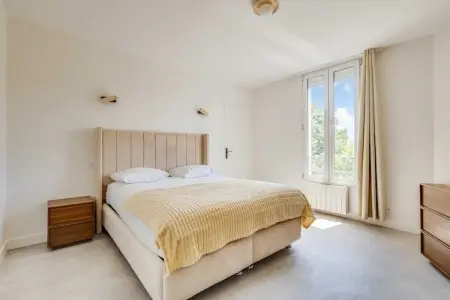 SK-119-HUGO-2-G-C, Spacieux Appartement 1BR/4P - Aubervilliers - Photo 42
