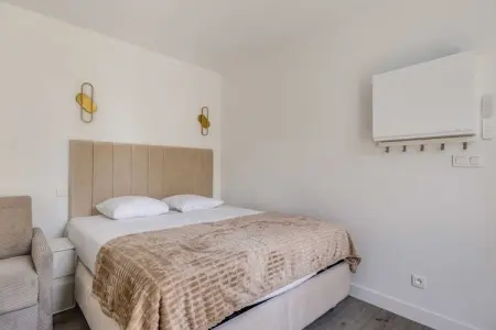 SK-119-HUGO-RDC-G-C, Studio Cosy 4P - Aubervilliers - Photo 17