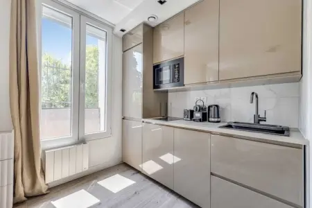 SK-119-HUGO-RDC-G-C, Studio Cosy 4P - Aubervilliers - Photo 18