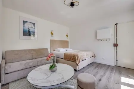 SK-119-HUGO-RDC-G-C, Studio Cosy 4P - Aubervilliers - Photo 22