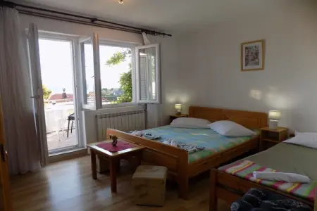 21216, Maison de vacances à Karlobag avec piscine - Photo 17
