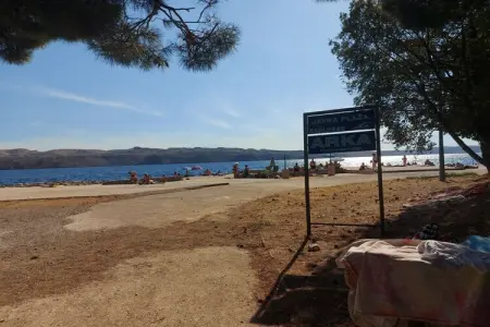 21216, Maison de vacances à Karlobag avec piscine - Photo 32