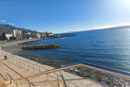 21216, Maison de vacances à Karlobag avec piscine - Photo 34