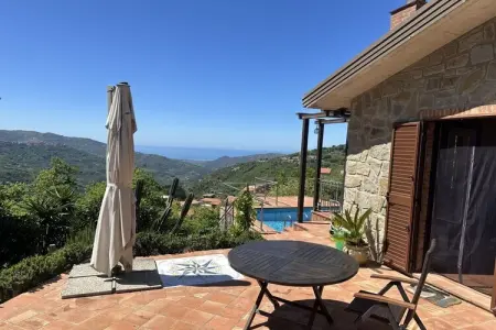 518081, Maison Dans Le Paradis || Castell Umberto - Photo 5