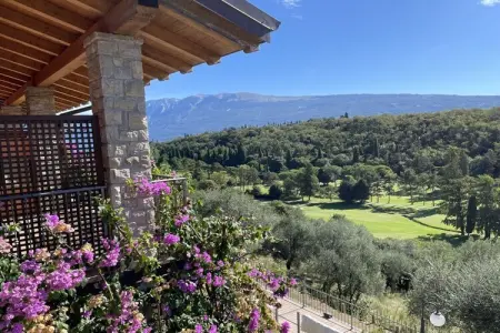 532359, Maisonnette de Golf || Toscolano-Maderno - Photo 1