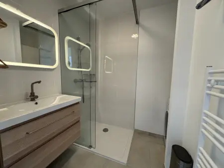 Duplex moderne, vue panoramique - 6 pers., Appartement 6 personnes à Évian les Bains - Photo 24