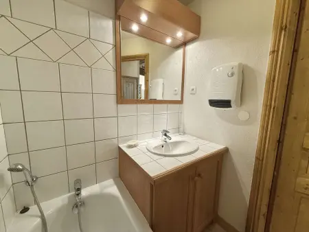 Appartement avec Parking, proche pistes - 4 pers. - Photo 14