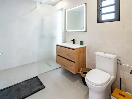 Maison avec clim et WiFi - 2 pers., proche St-Pierre - Photo 3