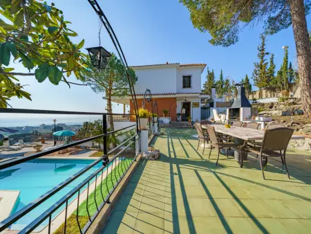 Villa avec piscine et parking - 12 pers., vue mer - Photo 1