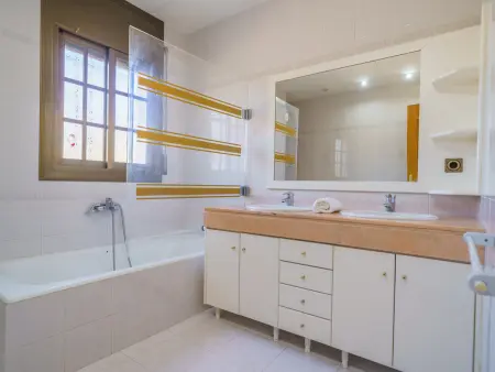 Villa avec piscine et parking - 12 pers., vue mer - Photo 19