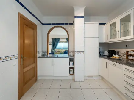 Appartement familial avec clim et piscine - 6 pers. - Photo 9