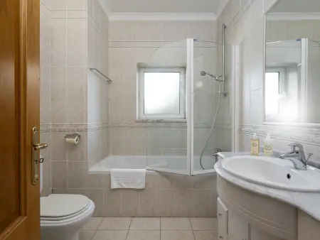 Appartement familial avec clim et piscine - 6 pers. - Photo 11