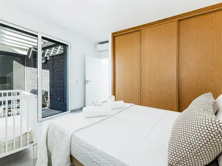 Maison avec piscine privée et clim - 8 pers., Maison 8 personnes à Pêra - Photo 21