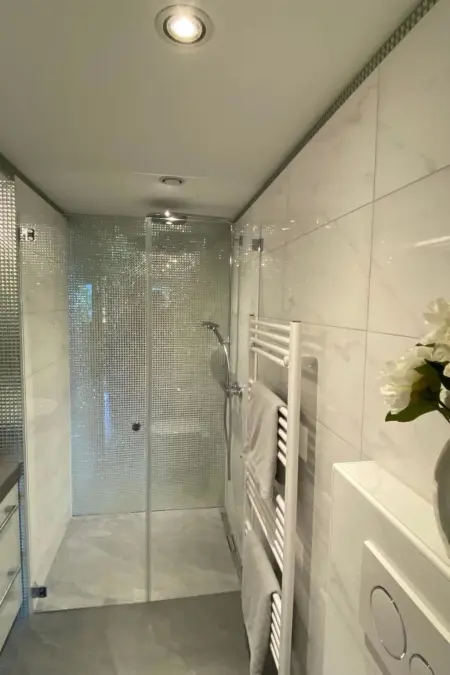 Les Hivernants (EG links) Appartement/Fewo, Dusche oder Bad, WC, 1 Schlafraum - Photo 19