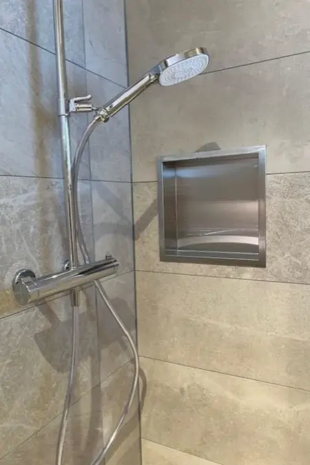 Stubulti Appartement/Fewo, Dusche und Bad, WC 3 1/2 Zimmerwohnung, 4-Betten - Photo 28