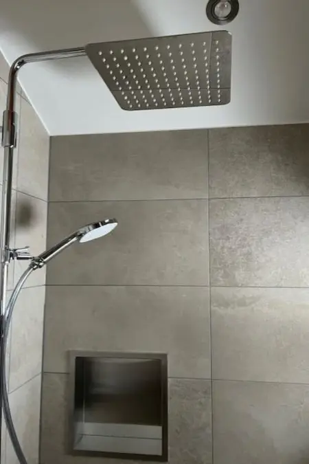 Stubulti Appartement/Fewo, Dusche und Bad, WC 3 1/2 Zimmerwohnung, 4-Betten - Photo 31