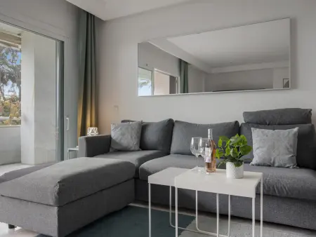 Appartement vue mer, 2 chambres, Appartement 4 personnes à Marbella - Photo 2
