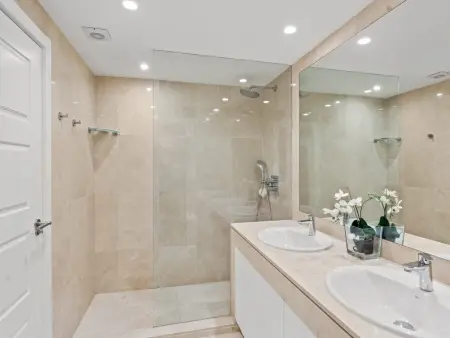 Appartement moderne, vue mer - 6 pers., Appartement 6 personnes à Marbella - Photo 16