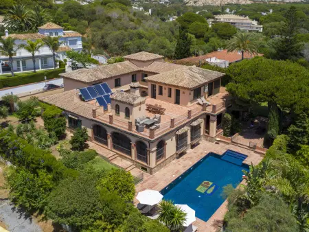 Spacieuse villa vue mer et clim - 16 pers., Villa 16 personnes à Marbella - Photo 1