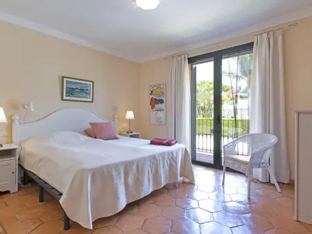Spacieuse villa vue mer et clim - 16 pers., Villa 16 personnes à Marbella - Photo 29