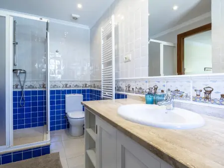 Spacieuse villa vue mer et clim - 16 pers., Villa 16 personnes à Marbella - Photo 30