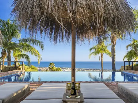 Villa avec piscine privÃ©e - Vues spectaculaires - Photo 5