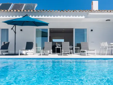 Villa avec piscine et clim, vue mer - 10 pers., Villa 10 personnes à Marbella - Photo 4