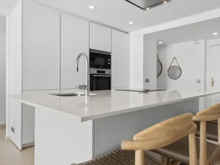 Appartement lumineux, vue piscine - 6 pers., Appartement 6 personnes à Marbella - Photo 10