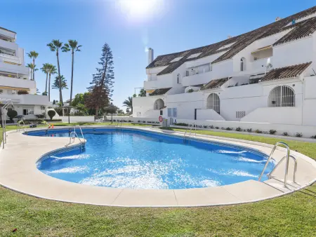Appartement lumineux, vue piscine - 6 pers., Appartement 6 personnes à Marbella - Photo 30