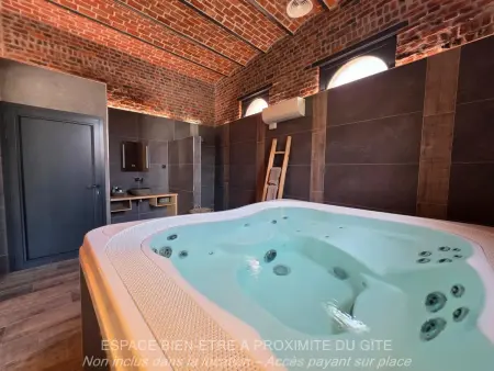 Gîte avec parking privé et spa - 11 pers., Gite 11 personnes à BRUILLE LEZ MARCHIENNES - Photo 4