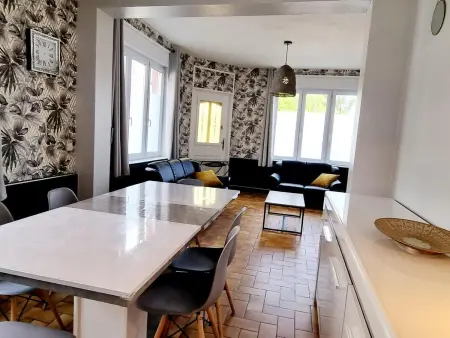 Maison urbaine, proximité Lille - pers., Gite 6 personnes à LA CHAPELLE D'ARMENTIERES - Photo 2