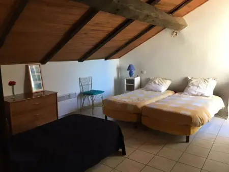 Charmante maison avec jardin près de Pierrefiche - Photo 5