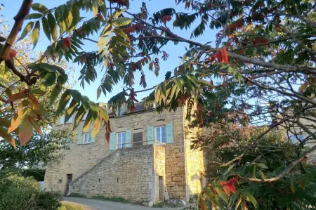 Charmante maison avec jardin près de Pierrefiche - Photo 7