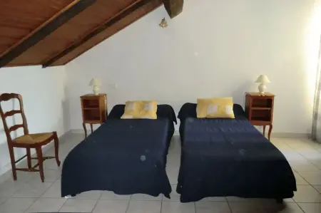 Charmante maison avec jardin près de Pierrefiche - Photo 9