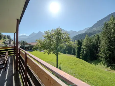 Marlenca 2 by Arosa Vacations Appartement/Fewo, Dusche und Bad, WC, 2 Schlafräum - Photo 6