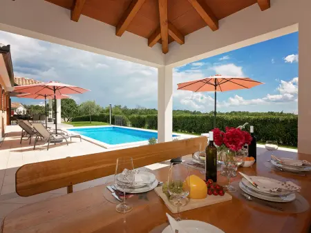 Villa Mušković, Maison 6 personnes à Tinjan - Photo 1