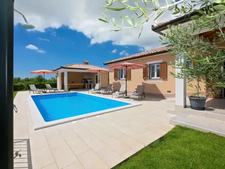 Villa Mušković, Maison 6 personnes à Tinjan - Photo 2