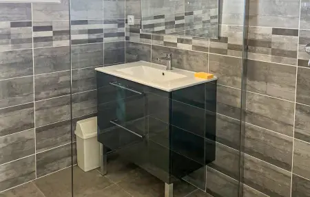Maison avec piscine privée, Maison 6 personnes à Sampzon - Photo 12