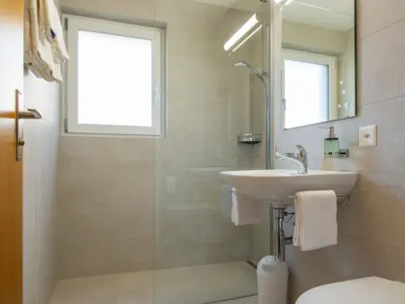Haus Azur Appartement/Fewo Wohnung  Nr. 3, Appartement 4 personnes à Saas Almagell - Photo 7