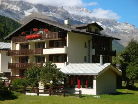 Haus Azur Appartement/Fewo Wohnung  Nr. 9, Appartement 4 personnes à Saas Almagell - Photo 1