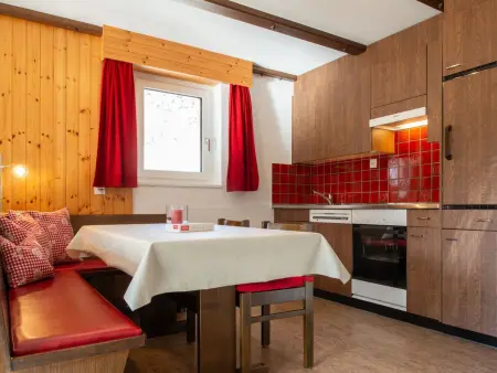Haus Azur Appartement/Fewo Wohnung  Nr. 9, Appartement 4 personnes à Saas Almagell - Photo 4